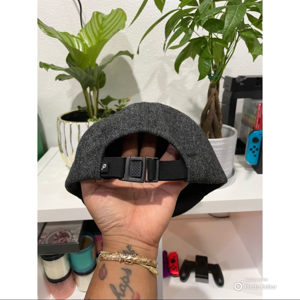 Primitive SnapBack - Picture 2 of 3
